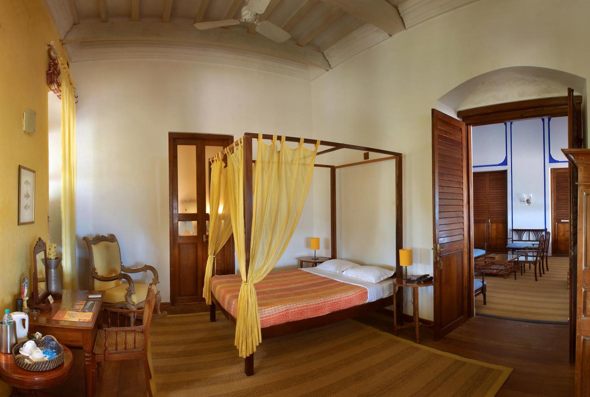 Neemrana'S - Bungalow On The Beach Tharangambadi Bagian luar foto